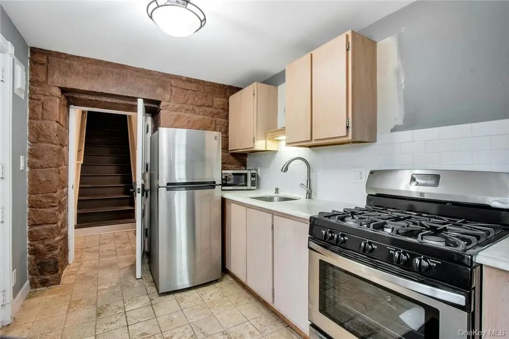 67 River Road Nyack NY 10960
