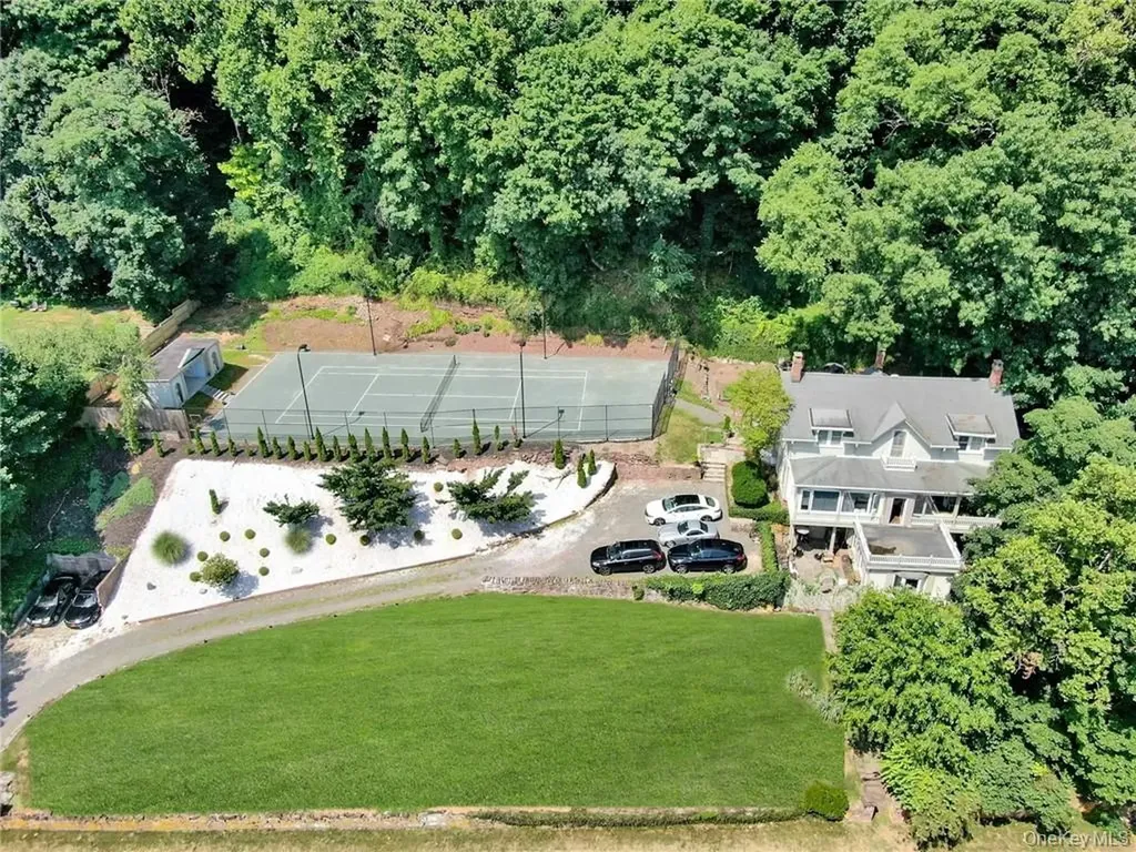 67 River Road Nyack NY 10960