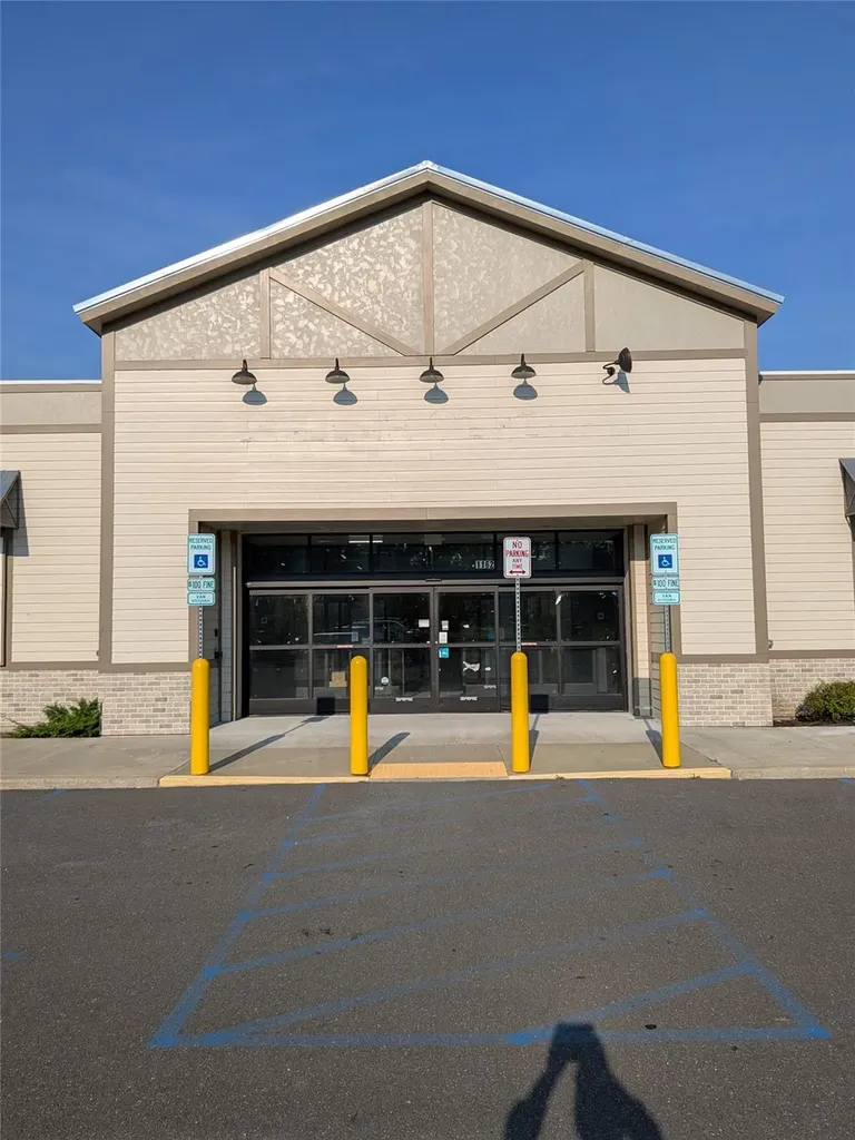 1162 Broadway Esopus NY 12429