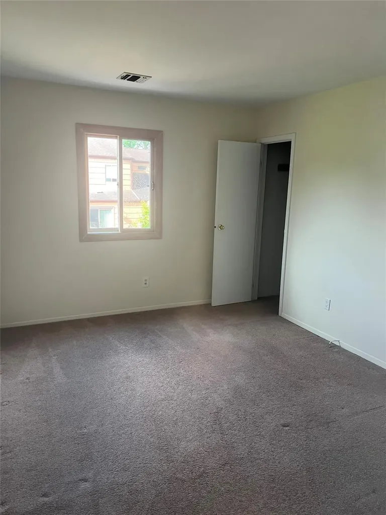 190 Scarlett Drive Commack NY 11725