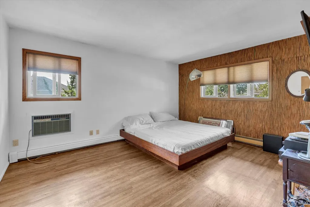 19 Clearland Road Syosset NY 11791