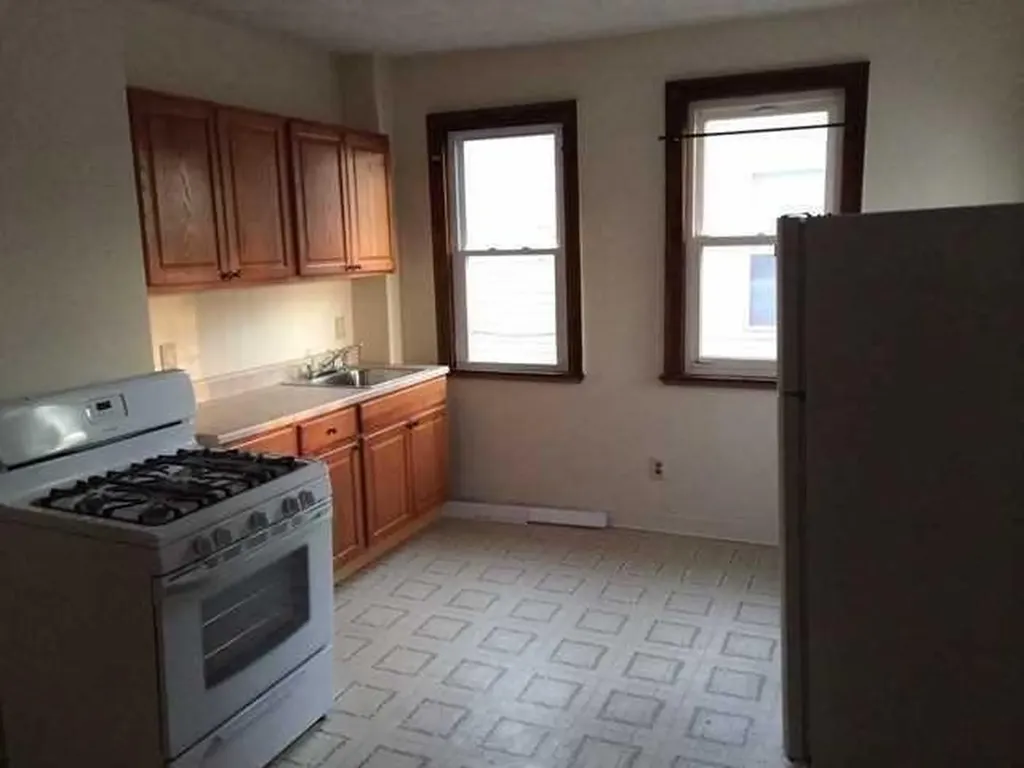 28 Hammersley Avenue Poughkeepsie NY 12601