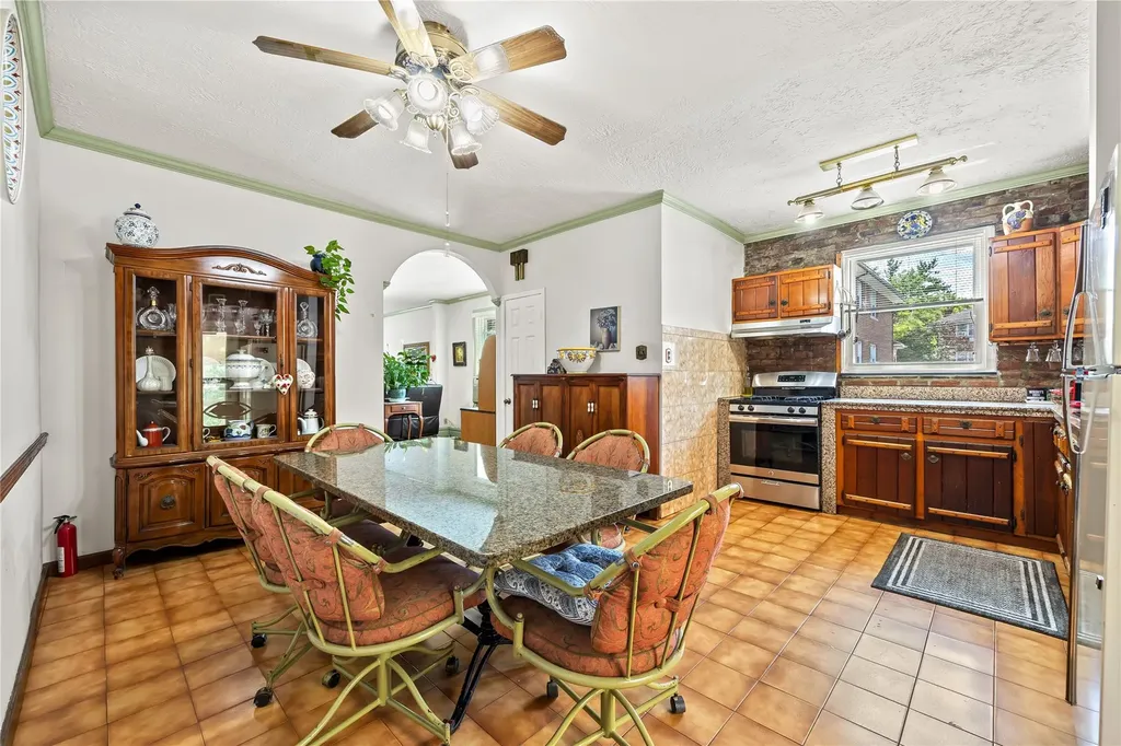 1511 Robertson Place Bronx NY 10465