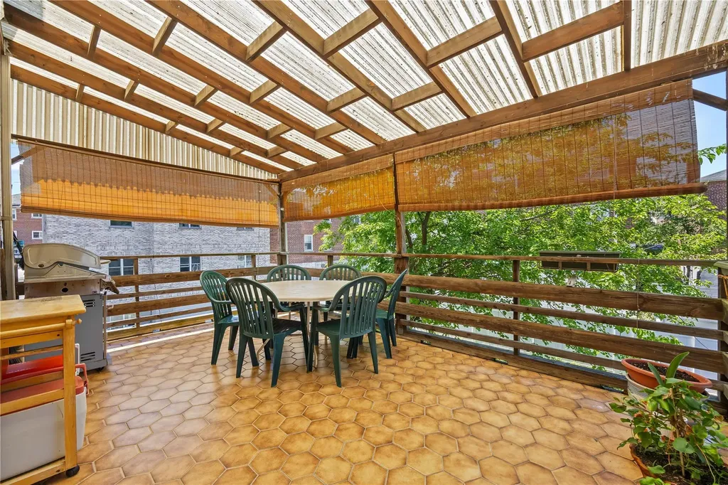 1511 Robertson Place Bronx NY 10465