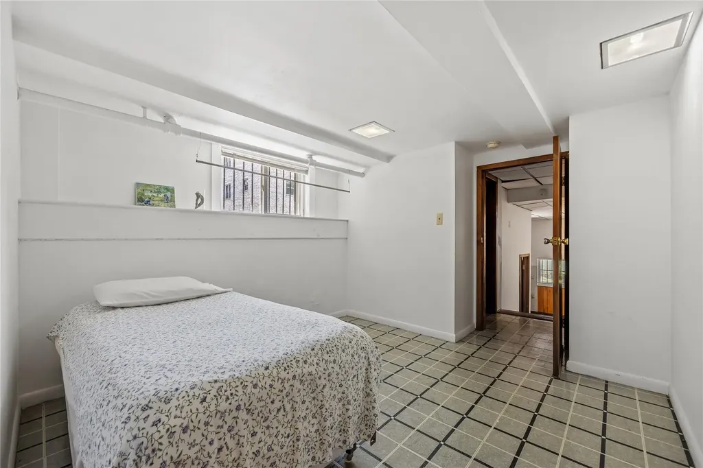 1511 Robertson Place Bronx NY 10465