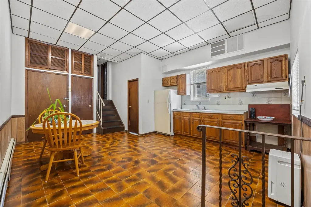 1511 Robertson Place Bronx NY 10465