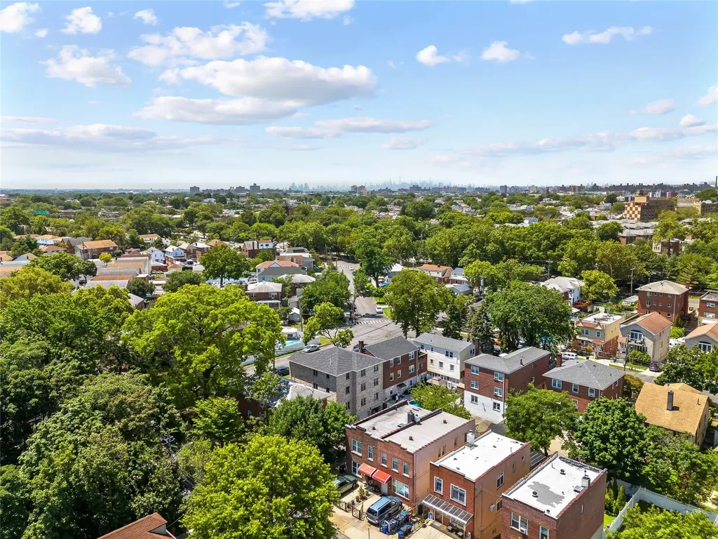 1511 Robertson Place Bronx NY 10465