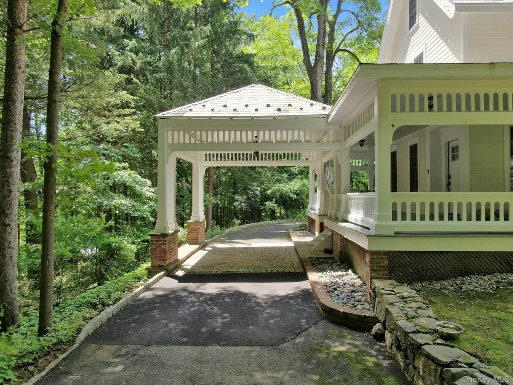 314 Haverstraw Road Suffern NY 10901