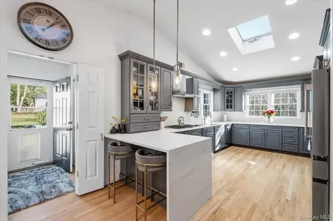 10 Burling Avenue White Plains NY 10605