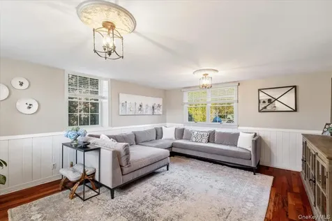 10 Burling Avenue White Plains NY 10605