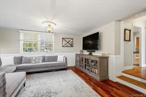 10 Burling Avenue White Plains NY 10605