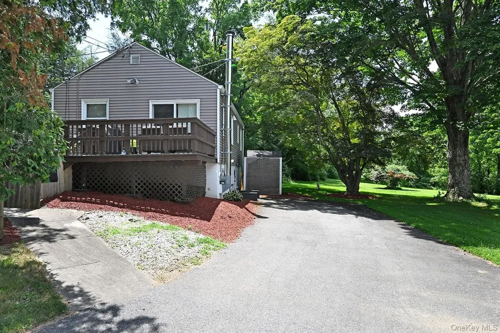 3 New Castle Drive Mount Kisco NY 10549