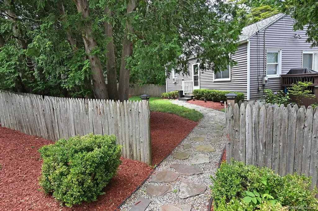 3 New Castle Drive Mount Kisco NY 10549