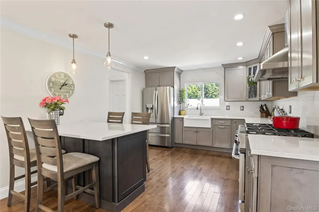 3483 Steven Road Baldwin NY 11510