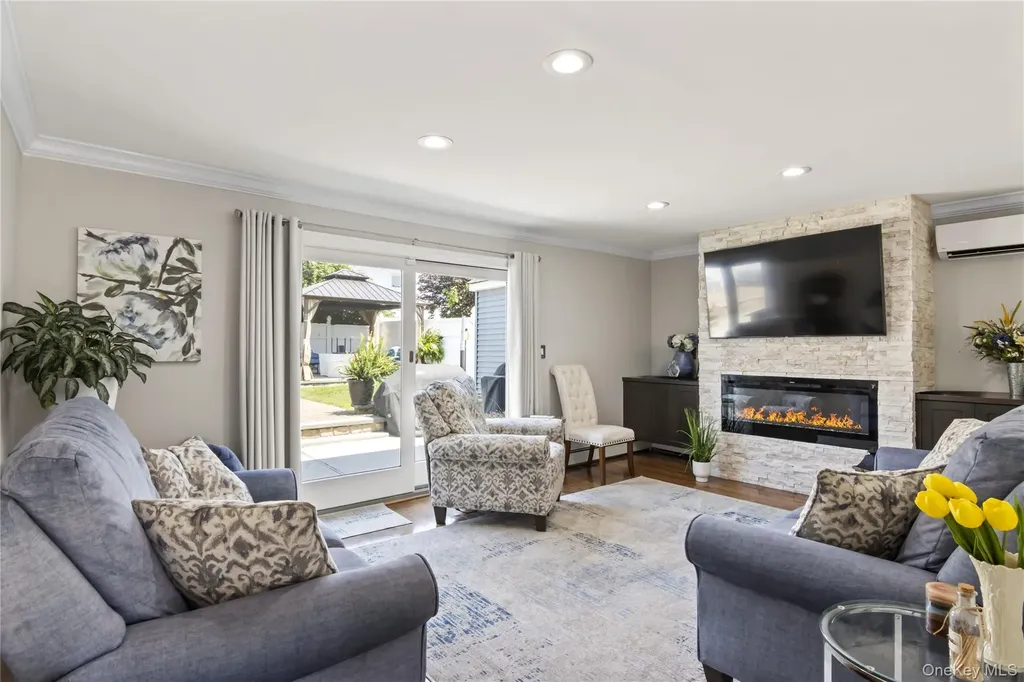 3483 Steven Road Baldwin NY 11510