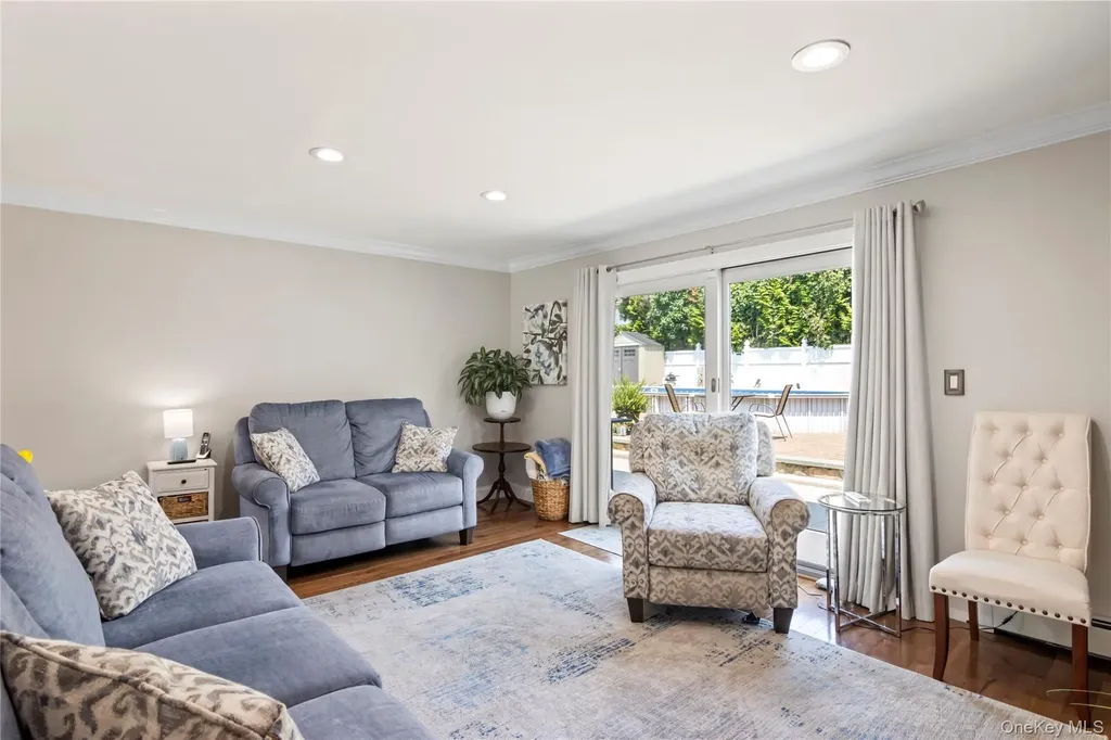 3483 Steven Road Baldwin NY 11510