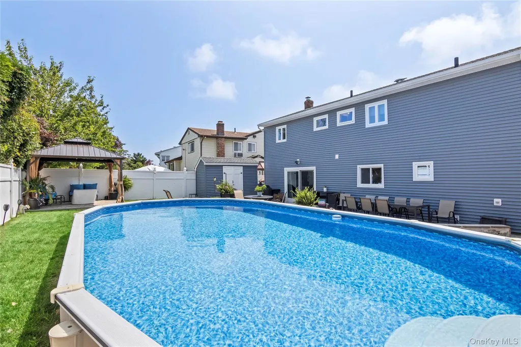3483 Steven Road Baldwin NY 11510