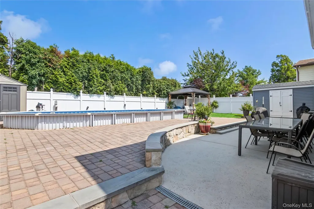 3483 Steven Road Baldwin NY 11510