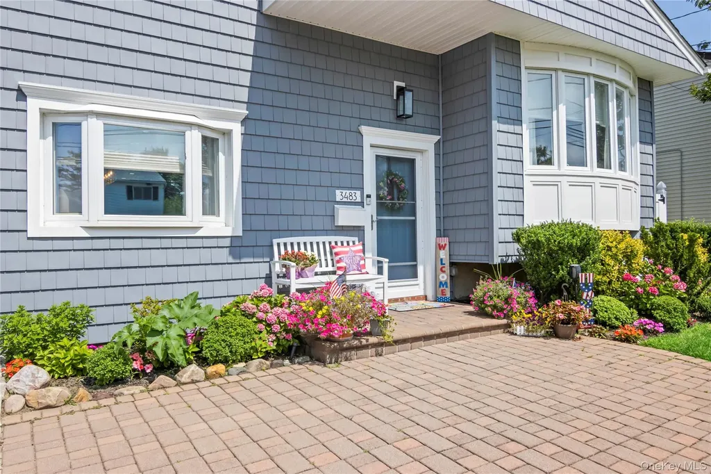 3483 Steven Road Baldwin NY 11510