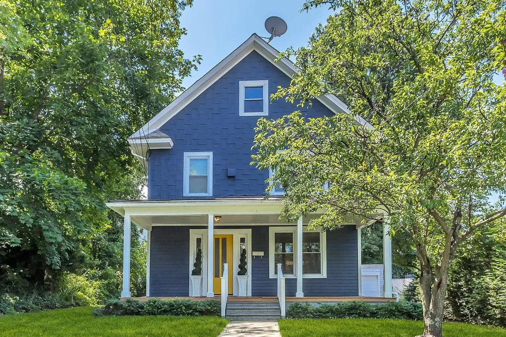10 Dosoris Way Glen Cove NY 11542