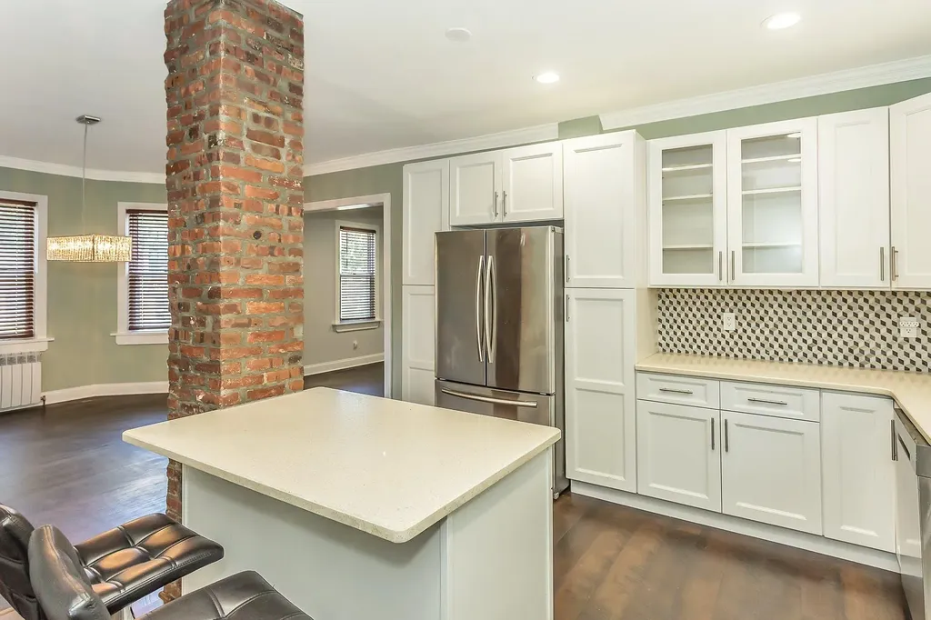 10 Dosoris Way Glen Cove NY 11542