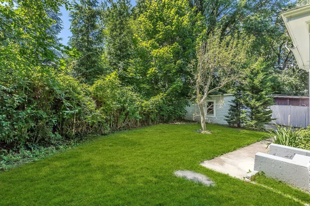 10 Dosoris Way Glen Cove NY 11542