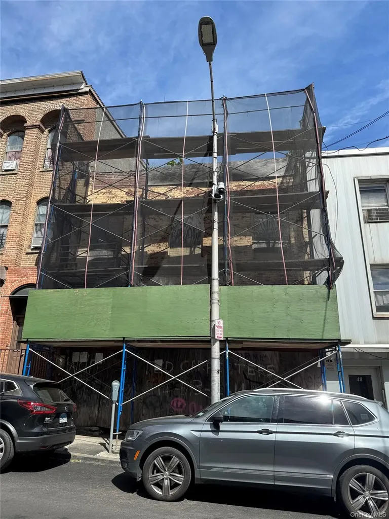 50 N Broadway Yonkers NY 10701