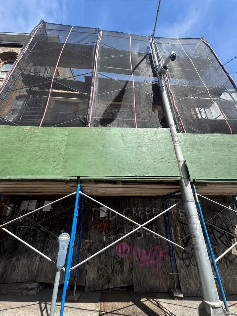 50 N Broadway Yonkers NY 10701