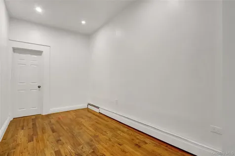 11915 101st Avenue Richmond Hill S. NY 11419