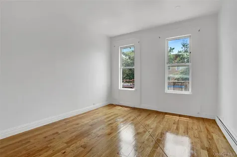 11915 101st Avenue Richmond Hill S. NY 11419