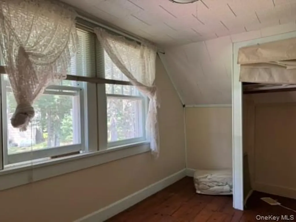89 Minisink Trail Glen Spey NY 12737