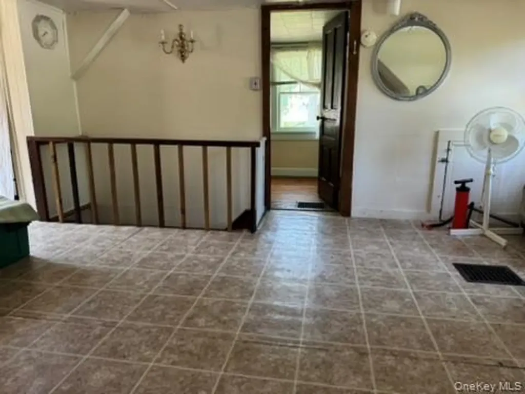 89 Minisink Trail Glen Spey NY 12737