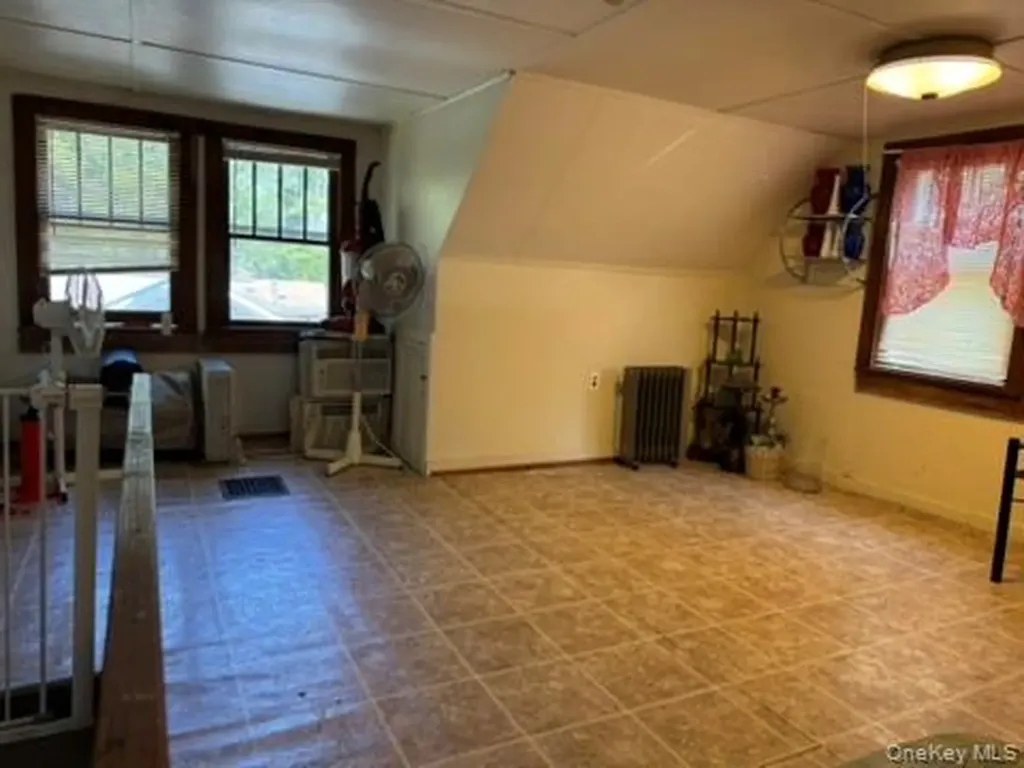 89 Minisink Trail Glen Spey NY 12737