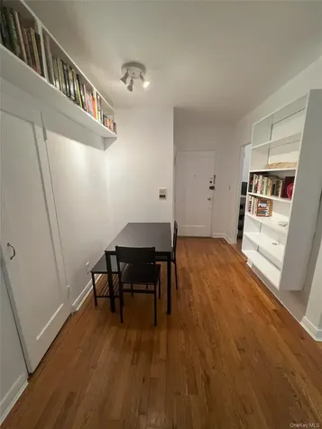 290 Collins Avenue Mount Vernon NY 10552