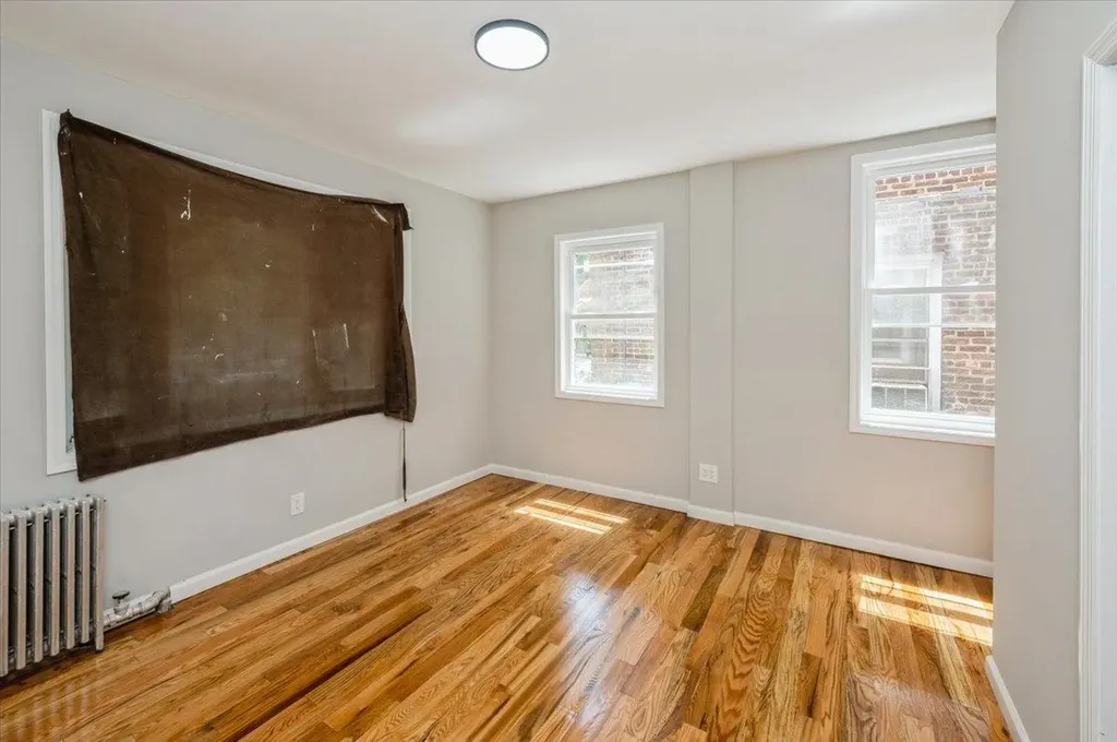 3585 Fish Avenue Bronx NY 10469