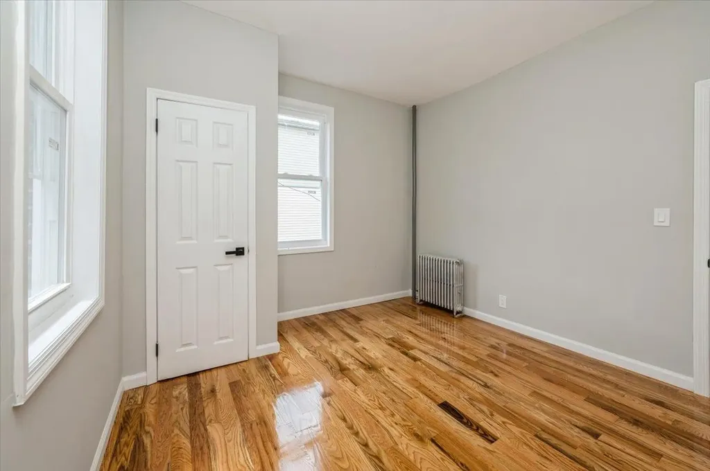 3585 Fish Avenue Bronx NY 10469