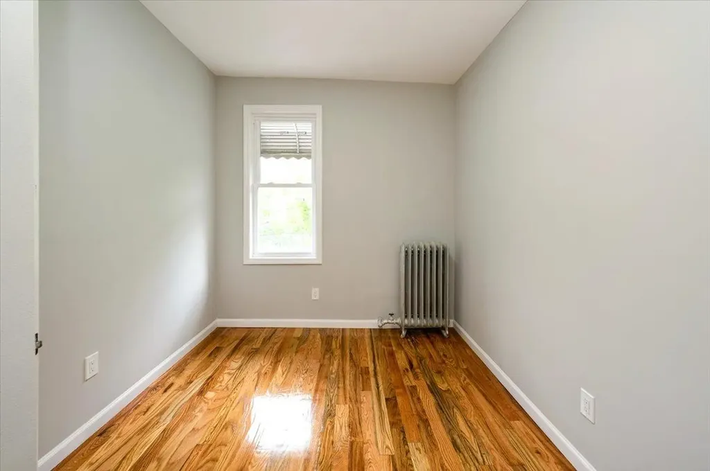 3585 Fish Avenue Bronx NY 10469