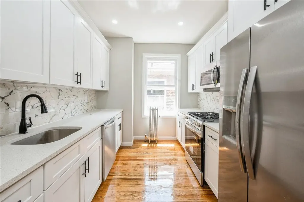 3585 Fish Avenue Bronx NY 10469