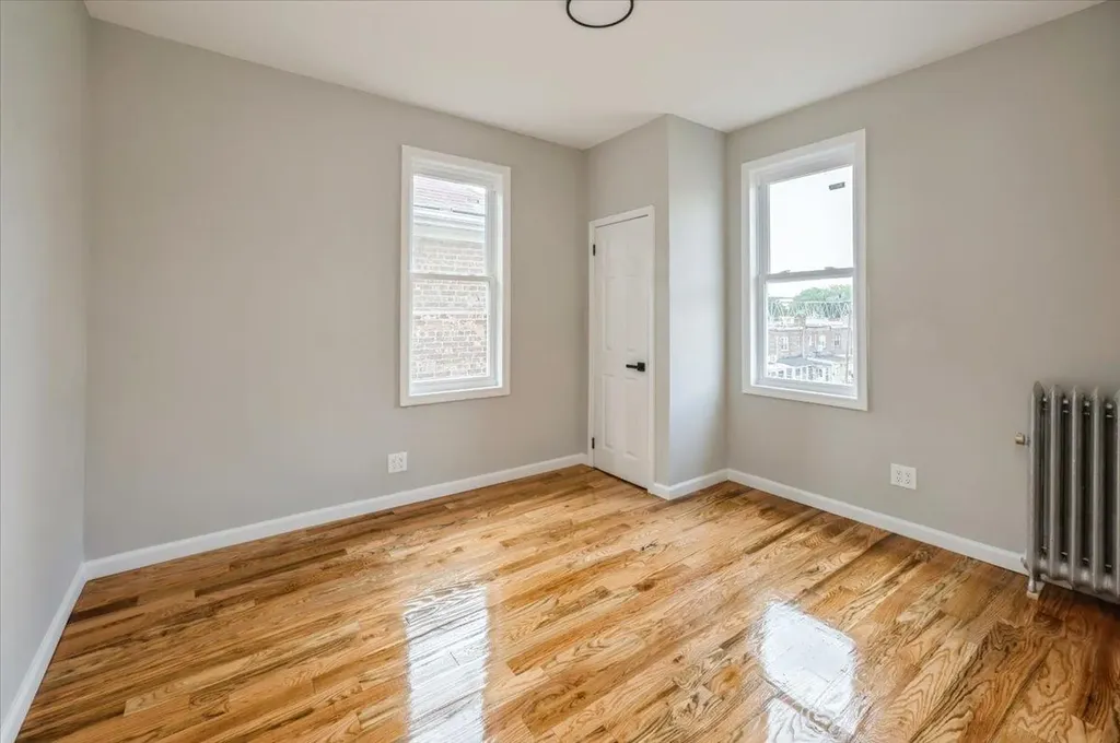 3585 Fish Avenue Bronx NY 10469