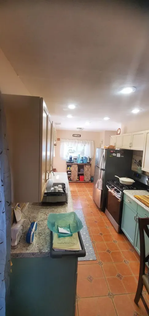30 Chestnut Circle Staten Island NY 10312