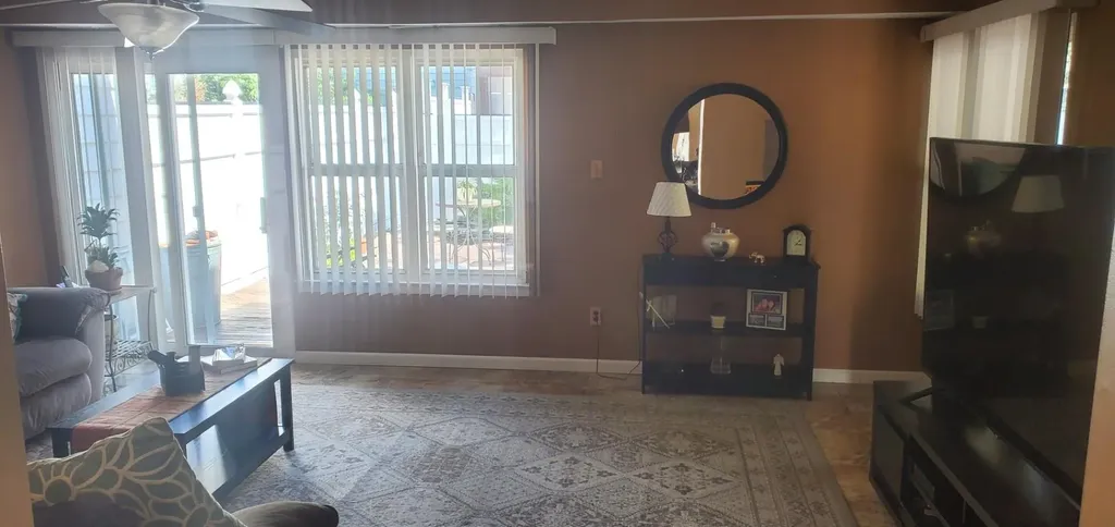 30 Chestnut Circle Staten Island NY 10312