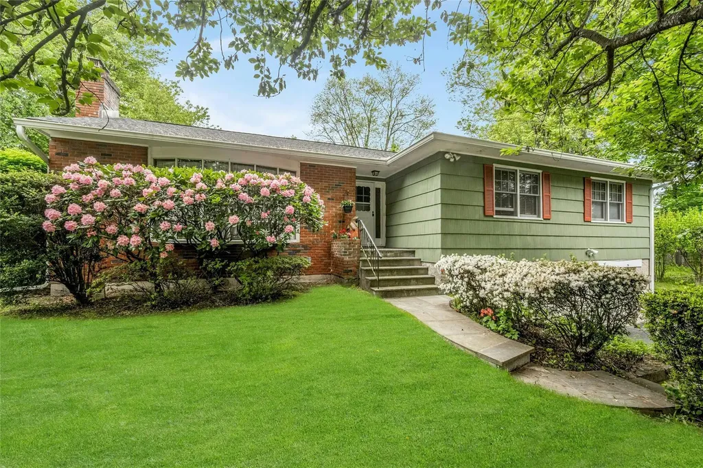 263 Memorial Drive Hawthorne NY 10532