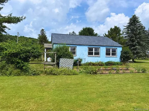 15 W End Avenue Stamford NY 12167
