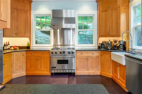 25 Highbrook Avenue Pelham NY 10803
