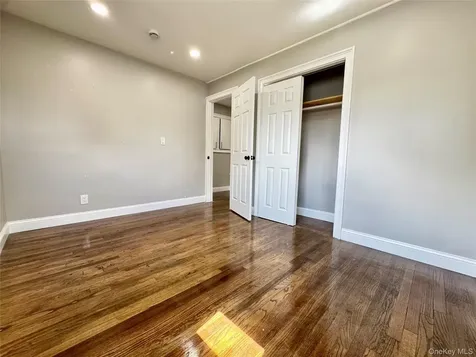 33 Princeton Street Bay Shore NY 11706