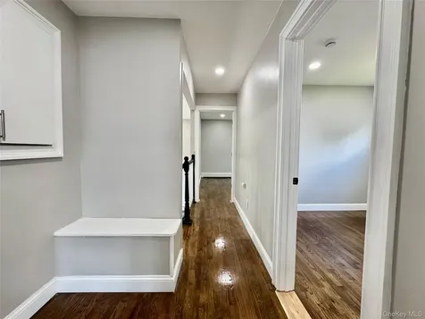 33 Princeton Street Bay Shore NY 11706