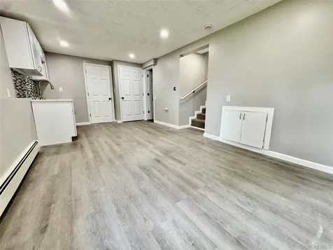 33 Princeton Street Bay Shore NY 11706