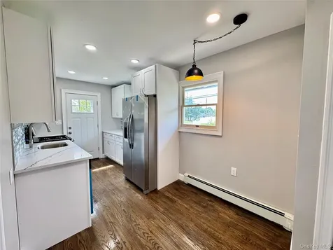 33 Princeton Street Bay Shore NY 11706