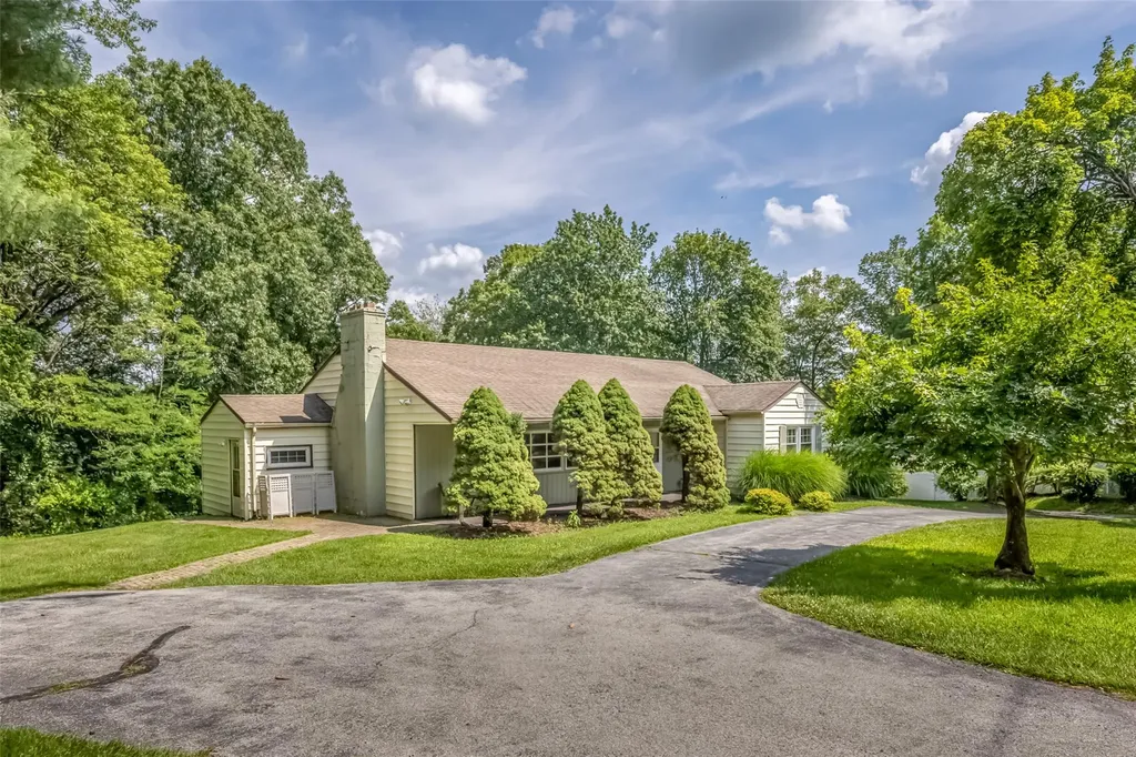 93 Cedar Avenue Poughkeepsie NY 12603