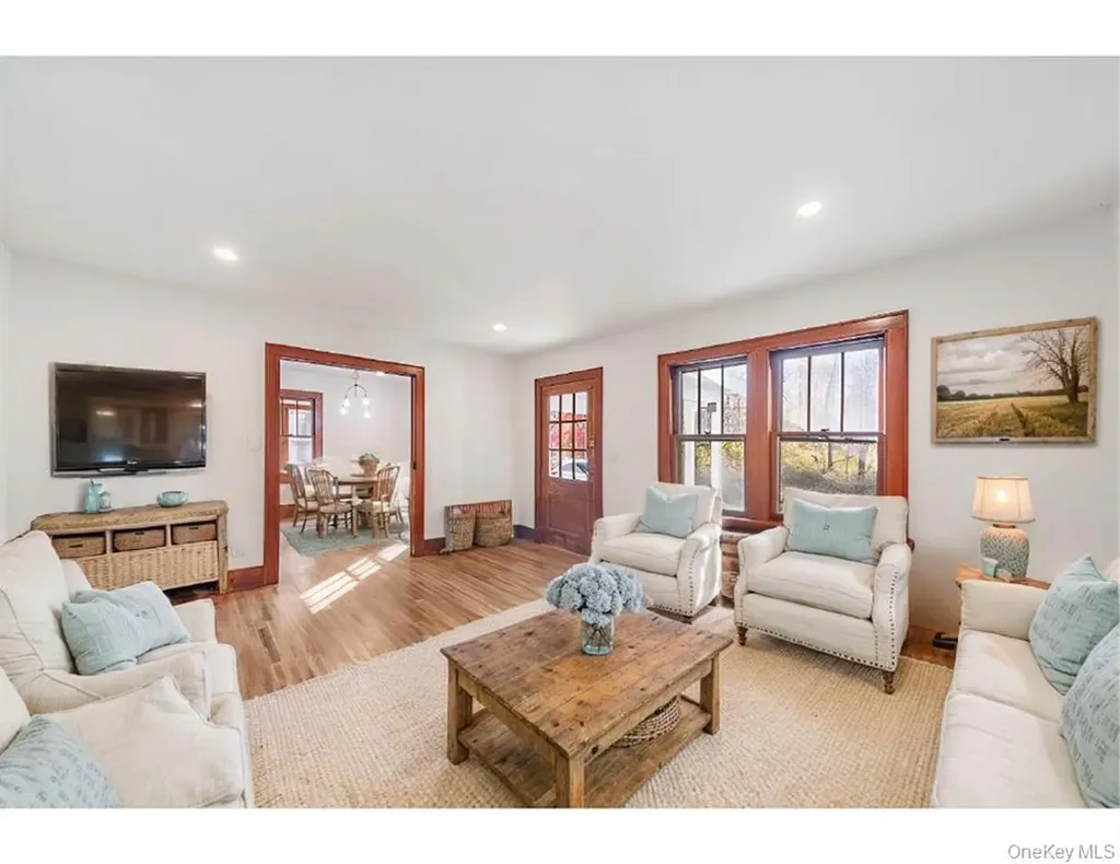 2164 State Route 32 Modena NY 12548